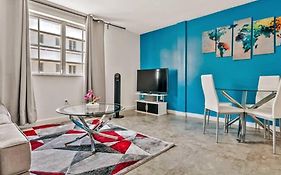 Amazing Apartment In South Beach, Ocean Drive